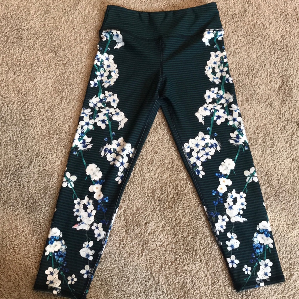Active wear Capri pants